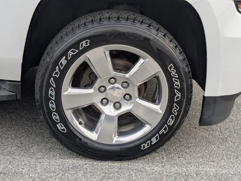 Used 2016 Chevrolet Tahoe LT image 11