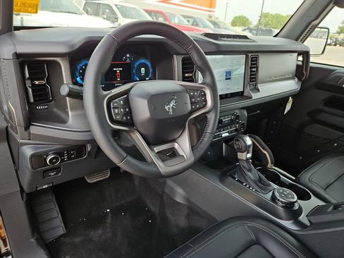 New 2026 Ford Bronco Badlands AWD/4WD image 20