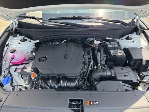 New 2025 Hyundai Tucson SE image 48