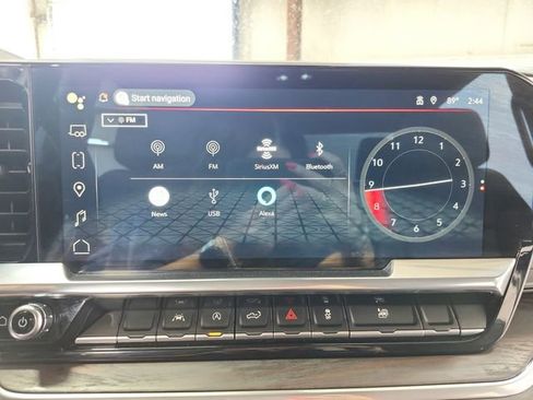 Used 2025 GMC Sierra 1500 SLT AWD/4WD image 28