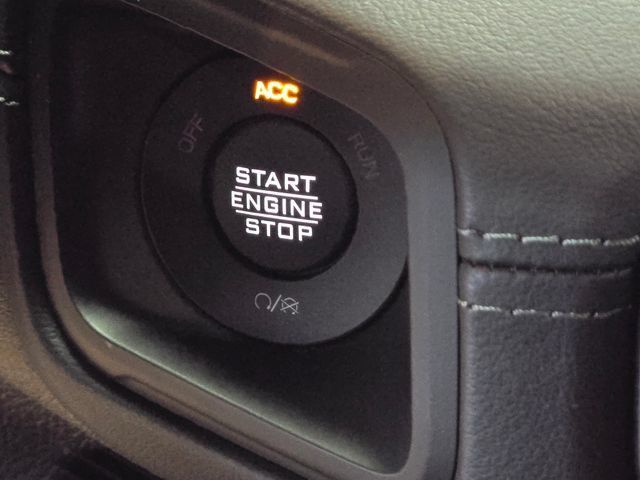 Used 2025 Jeep Wrangler Unlimited Rubicon 392 AWD/4WD image 16