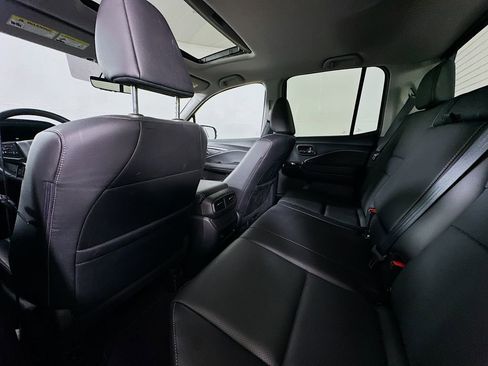 Used 2025 Honda Ridgeline RTL image 13