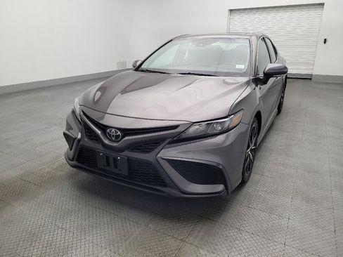 Used 2023 Toyota Camry SE w/ Cold Weather Package image 15