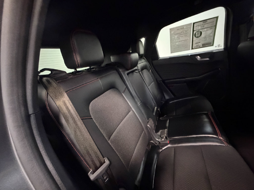 Used 2025 Ford Escape ST-Line Select AWD/4WD image 65