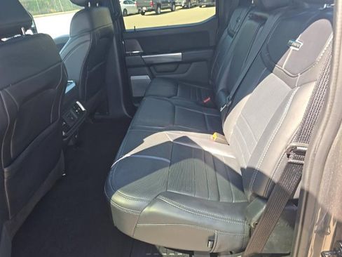 Used 2025 Ford F150 Platinum AWD/4WD image 9