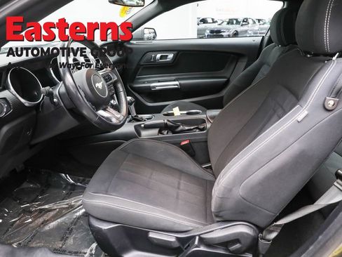 Used 2018 Ford Mustang Coupe image 14