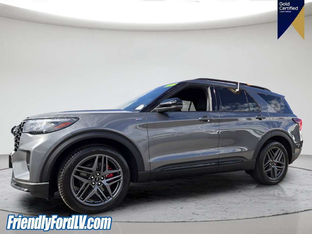 Certified 2025 Ford Explorer ST-Line w/ Premium Package RWD image 2