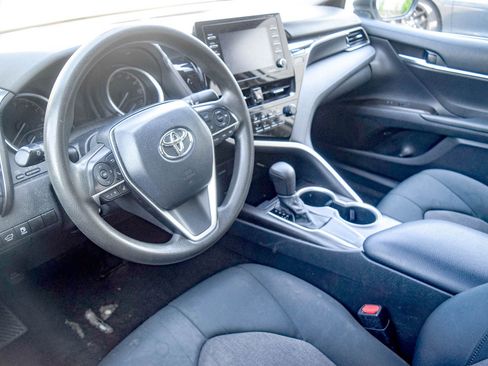 Used 2021 Toyota Camry LE FWD image 11