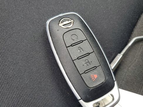 Used 2024 Nissan Pathfinder SV AWD/4WD image 22