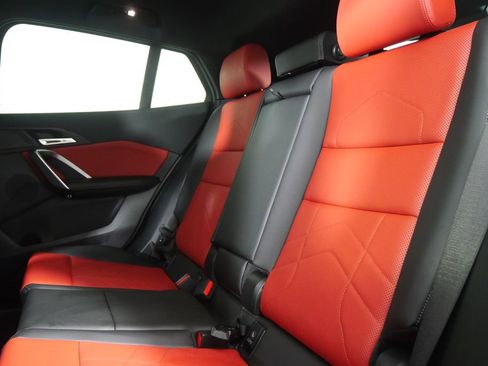 Certified 2025 BMW X2 xDrive28i image 15