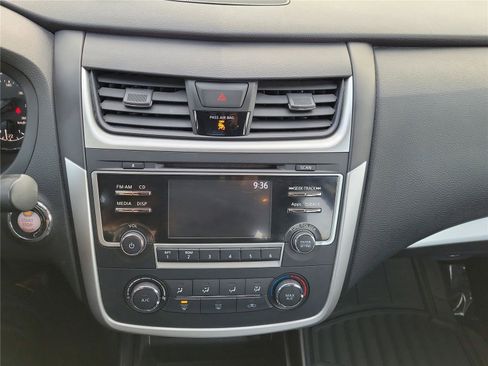 Used 2016 Nissan Altima 2.5 S w/ Power Driver Seat Package image 26