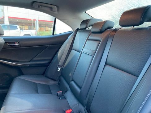Used 2016 Lexus IS 200t RWD image 10