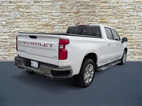 Used 2024 Chevrolet Silverado 1500 LTZ image 7