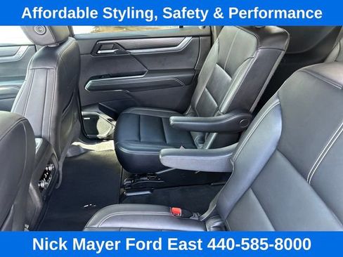 Used 2024 GMC Acadia Elevation FWD image 24