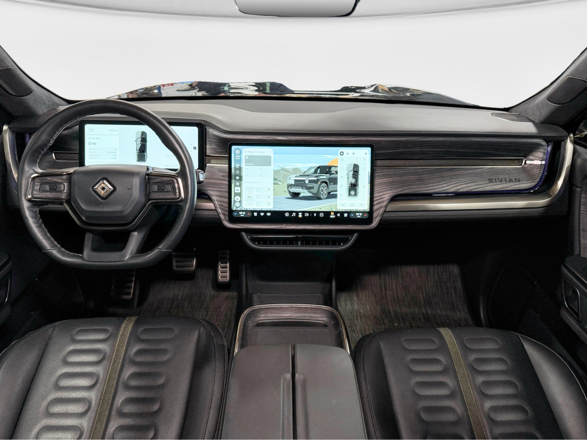 Used 2023 Rivian R1T Adventure Dual AWD/4WD image 17
