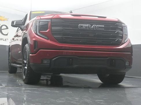 Used 2024 GMC Sierra 1500 Elevation w/ Elevation Premium Package image 3