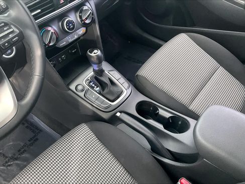 Used 2020 Hyundai Kona SEL FWD image 17