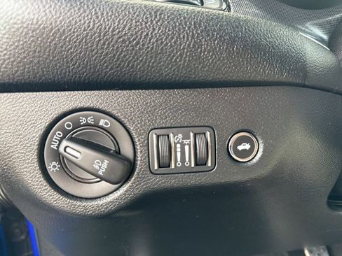 Used 2018 Dodge Challenger SXT Plus image 37