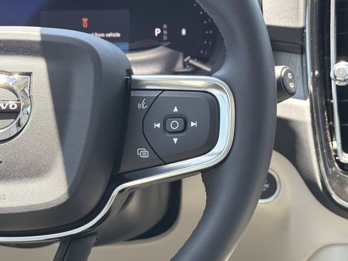 New 2026 Volvo XC40 B5 Plus w/ Protection Package Premier AWD/4WD image 9