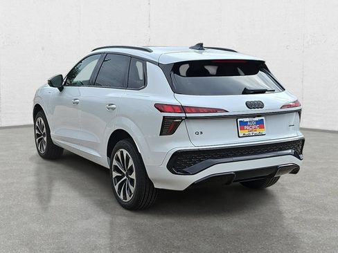 New 2026 Audi Q3 quattro 2.0T AWD/4WD image 7