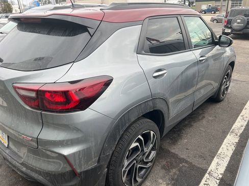 Used 2025 Chevrolet TrailBlazer RS w/ Convenience Package image 4