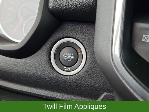 Used 2022 RAM 1500 Laramie AWD/4WD image 18