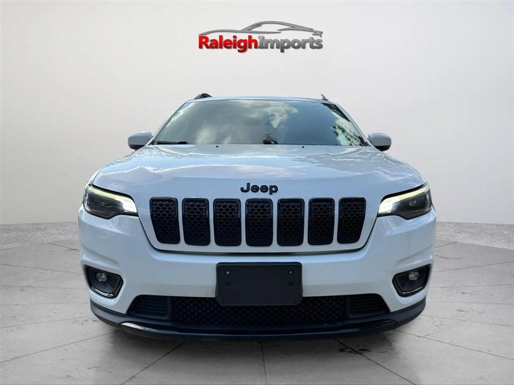 Used 2019 Jeep Cherokee Latitude Plus AWD/4WD image 2