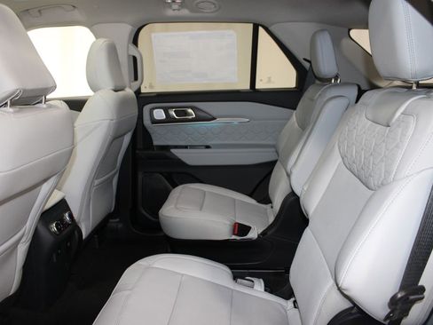 New 2026 Ford Explorer Platinum AWD/4WD image 21
