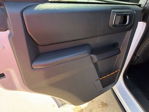 Used 2024 Ford Bronco Badlands image 22