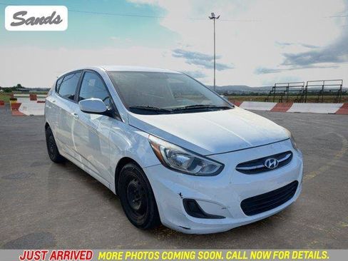 Used 2017 Hyundai Accent SE FWD image 1