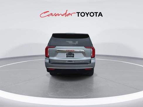 Used 2024 GMC Yukon XL SLT w/ SLT Luxury Package RWD image 7