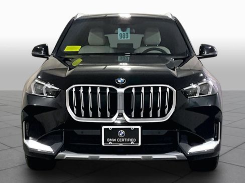 Used 2025 BMW X1 xDrive28i w/ Premium Package AWD/4WD image 3