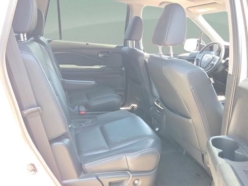 Certified 2018 Honda Pilot Elite image 16
