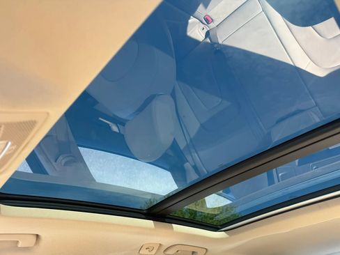 Used 2013 Audi A4 Premium Plus w/ Premium Plus Pkg image 17