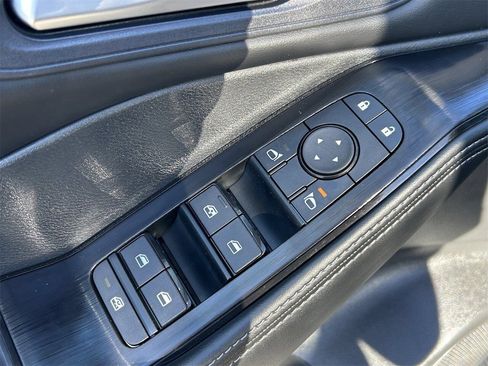 New 2026 Nissan Rogue SV FWD image 31