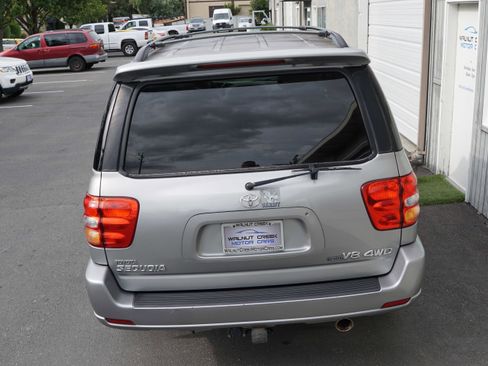 Used 2003 Toyota Sequoia Limited AWD/4WD image 13