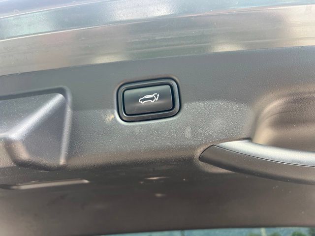 Used 2023 Kia Niro Wave w/ Wave Preserve Package FWD image 22