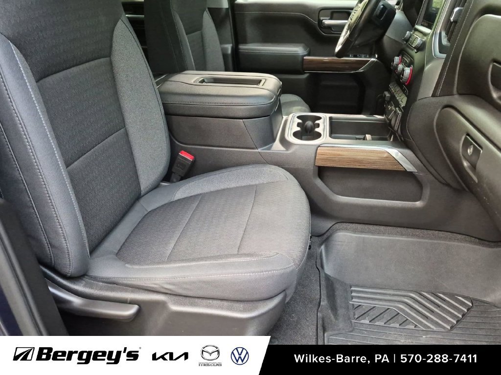 Used 2020 Chevrolet Silverado 1500 LT Trail Boss AWD/4WD image 35