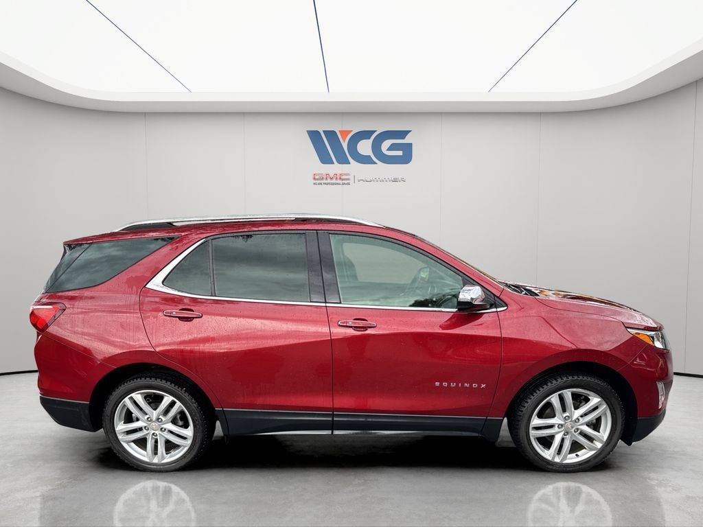 Used 2019 Chevrolet Equinox Premier AWD/4WD image 2