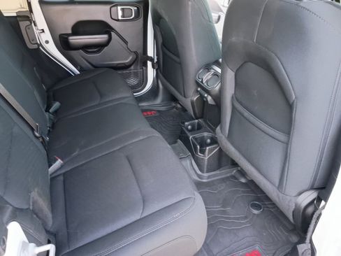 Used 2020 Jeep Wrangler Unlimited Sport S AWD/4WD image 33
