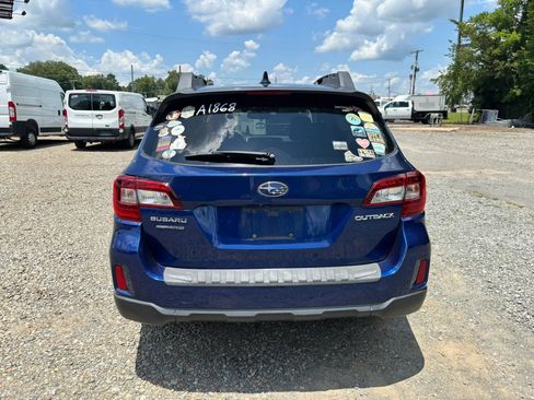 Used 2016 Subaru Outback 2.5i Limited AWD/4WD image 3