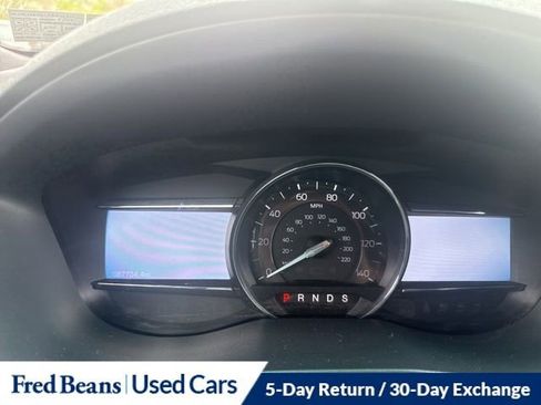 Used 2016 Ford Explorer XLT w/ Equipment Group 202A AWD/4WD image 22