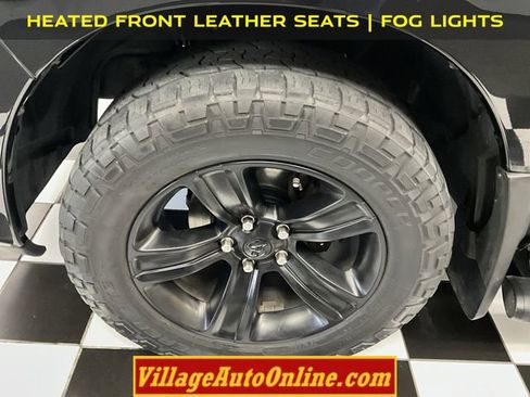 Used 2016 RAM 1500 Sport w/ Black Ram 1500 Sport Group AWD/4WD image 10