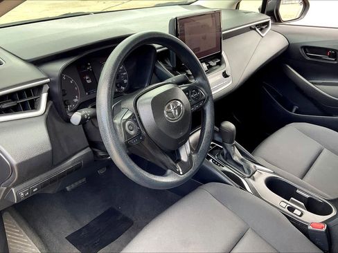 Used 2024 Toyota Corolla LE image 19
