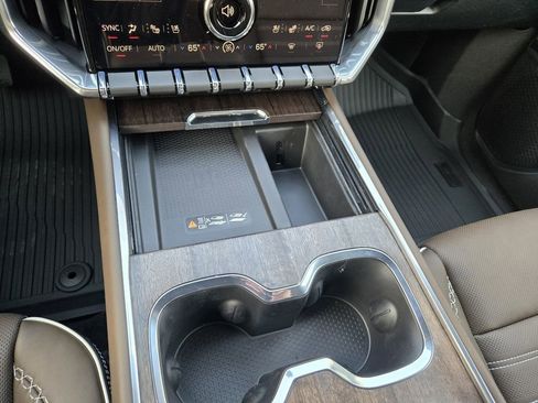 New 2026 GMC Acadia Denali Ultimate image 15