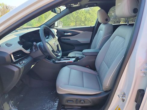 New 2026 Buick Envista Avenir FWD image 14