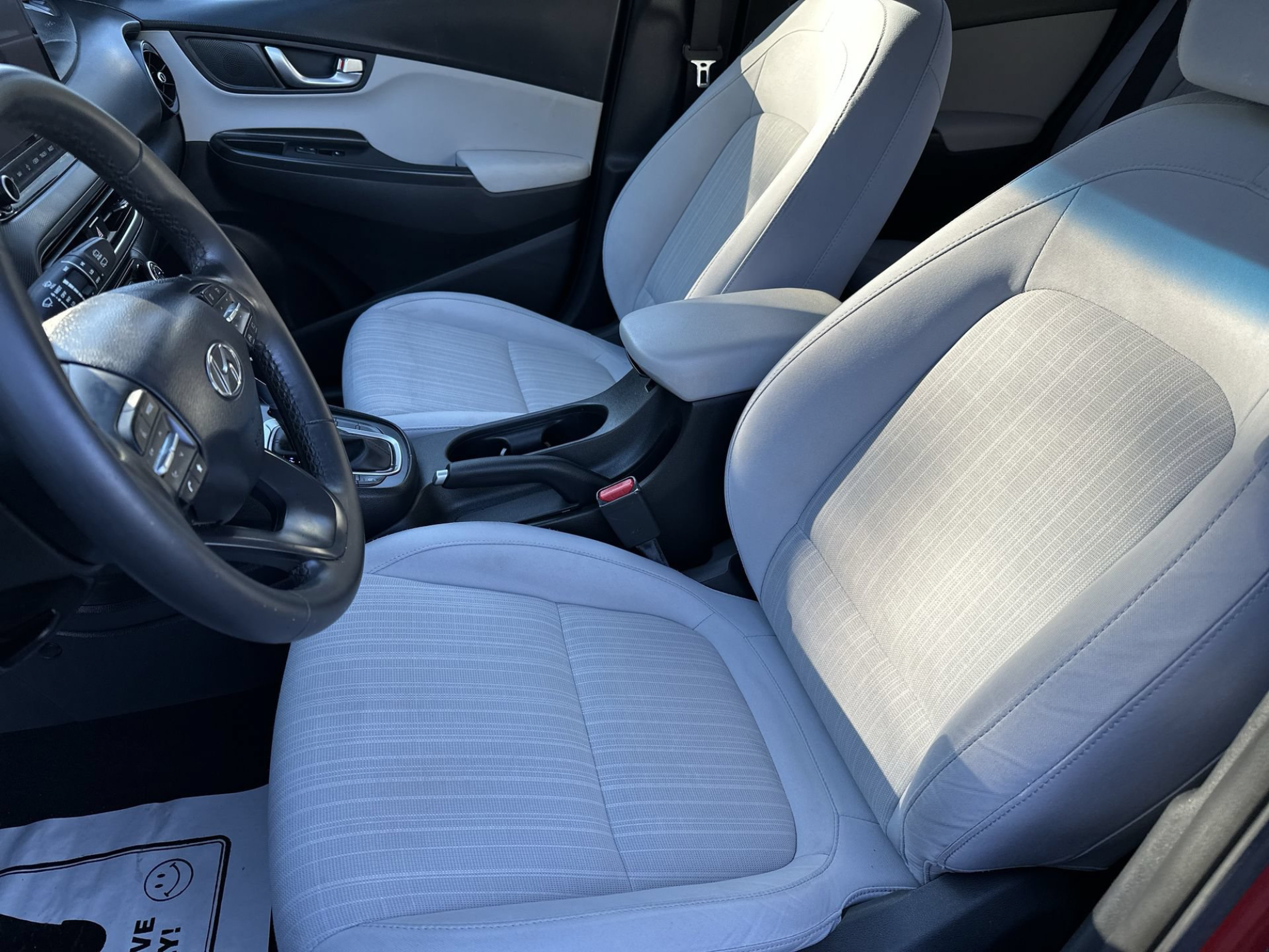 Used 2023 Hyundai Kona SEL w/ Convenience Package FWD image 13