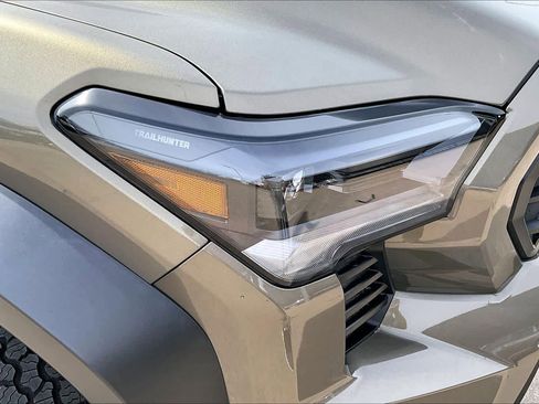 Used 2024 Toyota Tacoma 4x4 Double Cab Hybrid image 25