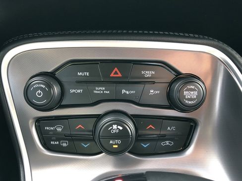 Used 2021 Dodge Challenger GT w/ Plus Package image 17