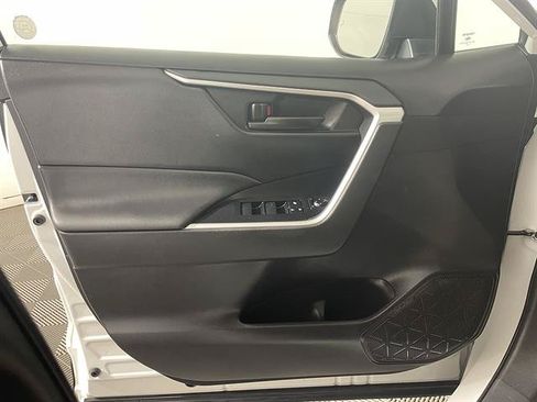 Used 2023 Toyota RAV4 LE AWD/4WD image 19